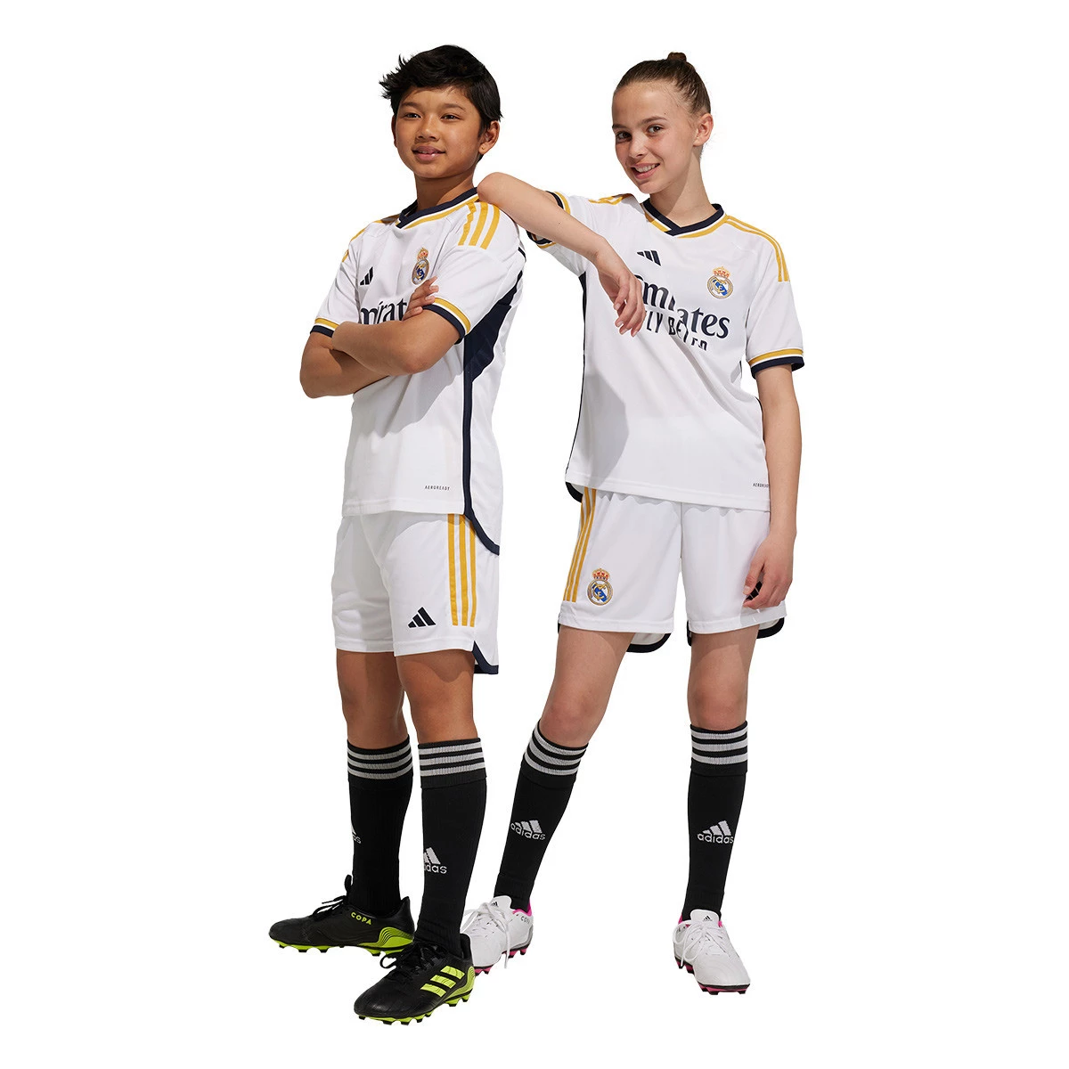 Jerseys Real Madrid para niños. Uniforme oficial Real Madrid 2023 / 2024 -  Fútbol Emotion