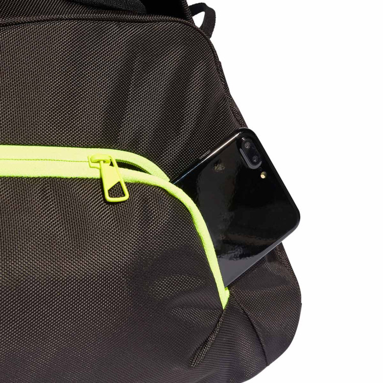 bolsa-adidas-arsenal-fc-2023-2024-black-pulse-blue-solar-yellow-4.jpg