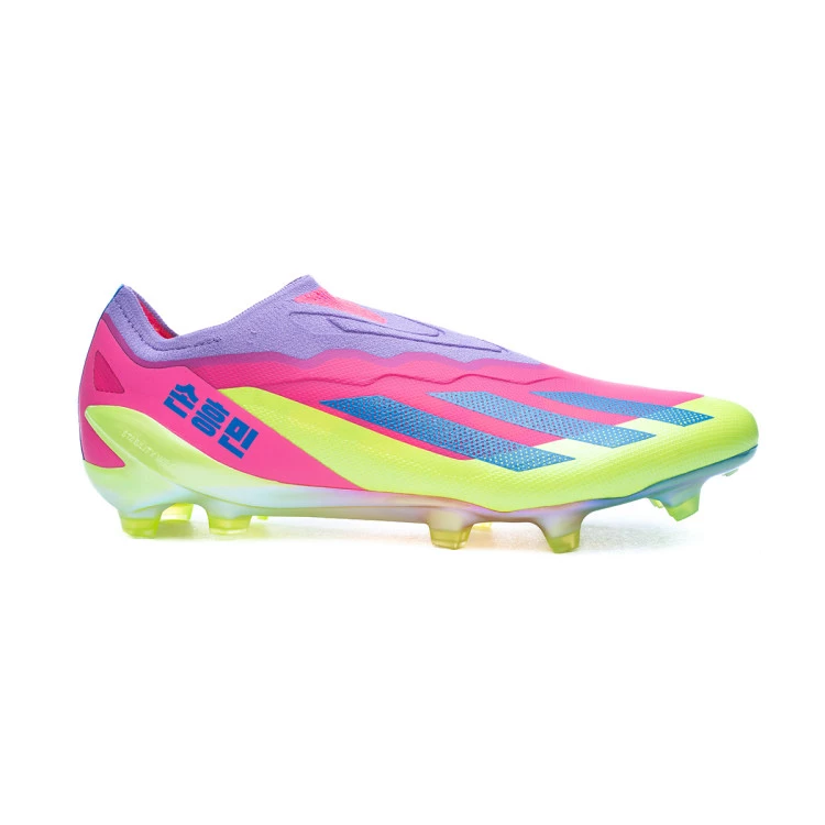 Bright pink football boots clearance