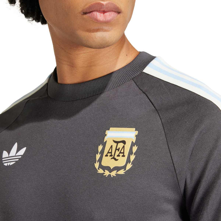 camiseta-adidas-argentina-fanswear-2023-2024-utility-black-3