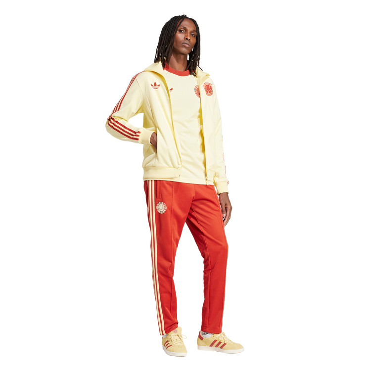 pantalon-largo-adidas-seleccion-colombia-x-originals-fanswear-2023-2024-tribe-orange-almost-yellow-3