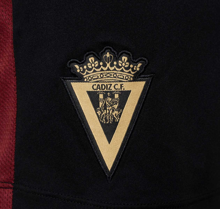 pantalon-corto-macron-cadiz-cf-training-2023-2024-black-red-2.jpg