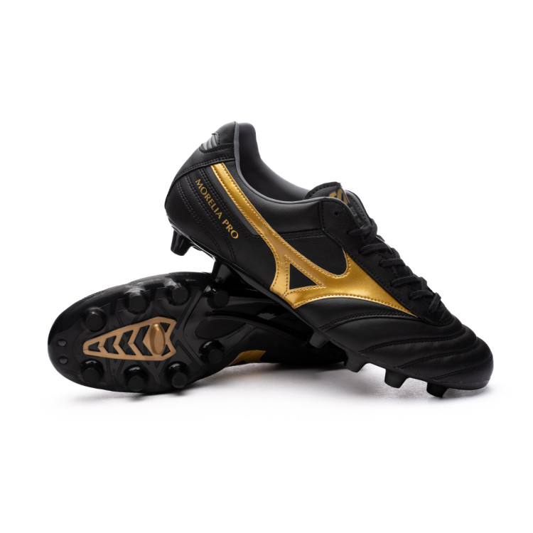 bota-mizuno-morelia-ii-pro-fg-black-gold-dark-shadow-0.jpg