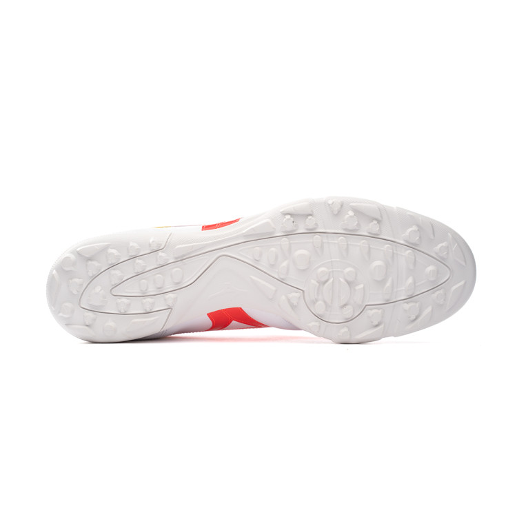 bota-mizuno-morelia-ii-club-turf-blanco-3.jpg