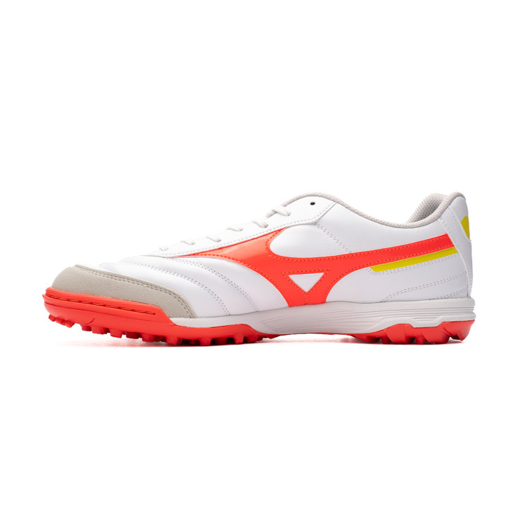 bota-mizuno-morelia-sala-classic-turf-blanco-2.jpg