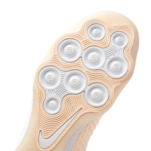 OUTSOLE-2