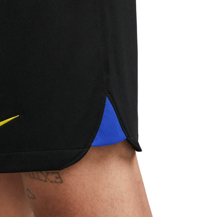 pantalon-corto-nike-inter-milan-primera-equipacion-2023-2024-black-lyon-blue-vibrant-yellow-3.jpg