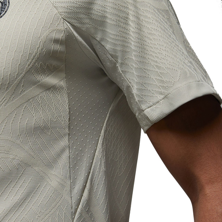 camiseta-jordan-paris-saint-germain-x-jordan-training-2023-2024-stone-iron-grey-black-4