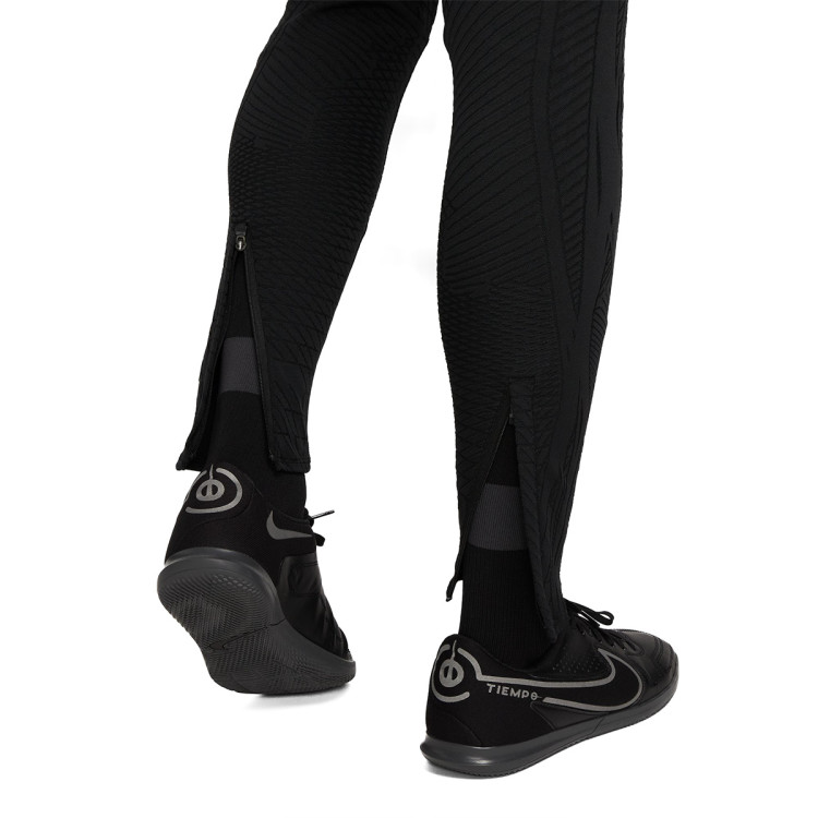pantalon-largo-nike-chelsea-fc-training-2023-2024-black-mint-foam-4.jpg
