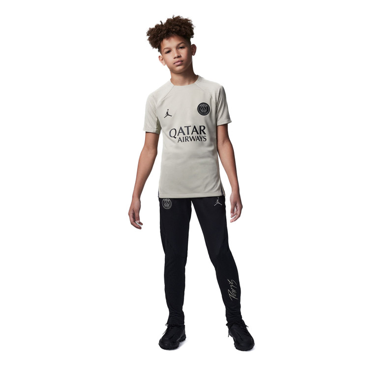 camiseta-jordan-paris-saint-germain-x-jordan-training-2023-2024-nino-stone-stone-iron-grey-black-3