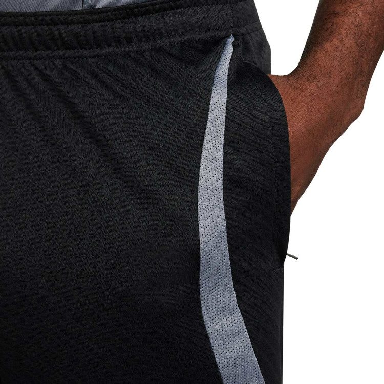 pantalon-corto-nike-chelsea-fc-training-2023-2024-black-cool-grey-mint-foam-2
