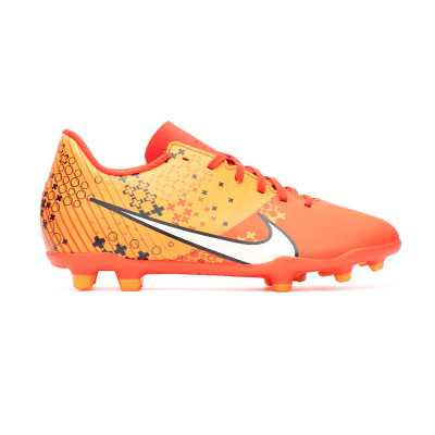 https://www.futbolemotion.com/imagesarticulos/199633/medianas/bota-nike-mercurial-vapor-15-club-mds-fgmg-nino-lt-crimson-pale-ivory-brt-mandarin-black-1.jpg