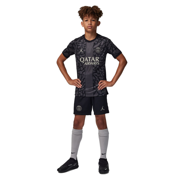 pantalon-corto-jordan-paris-saint-germain-x-jordan-tercera-equipacion-2023-2024-nino-black-stone-5.jpg