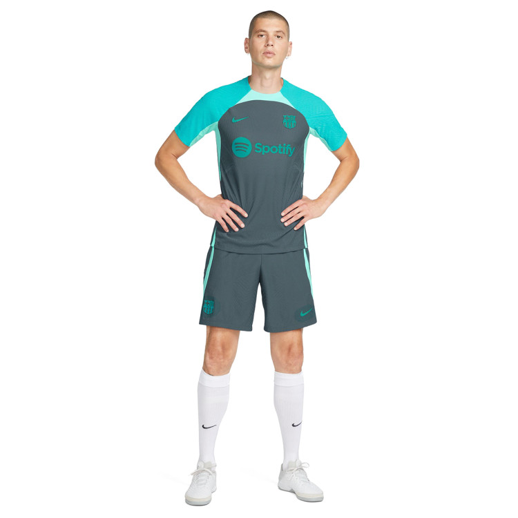 pantalon-corto-nike-fc-barcelona-training-2023-2024-thunder-blue-light-aqua-energy-3