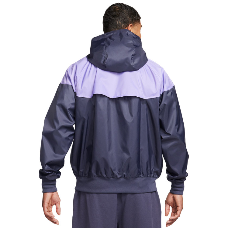 chaqueta-nike-liverpool-fc-fanswear-2023-2024-space-purple-gridiron-white-1