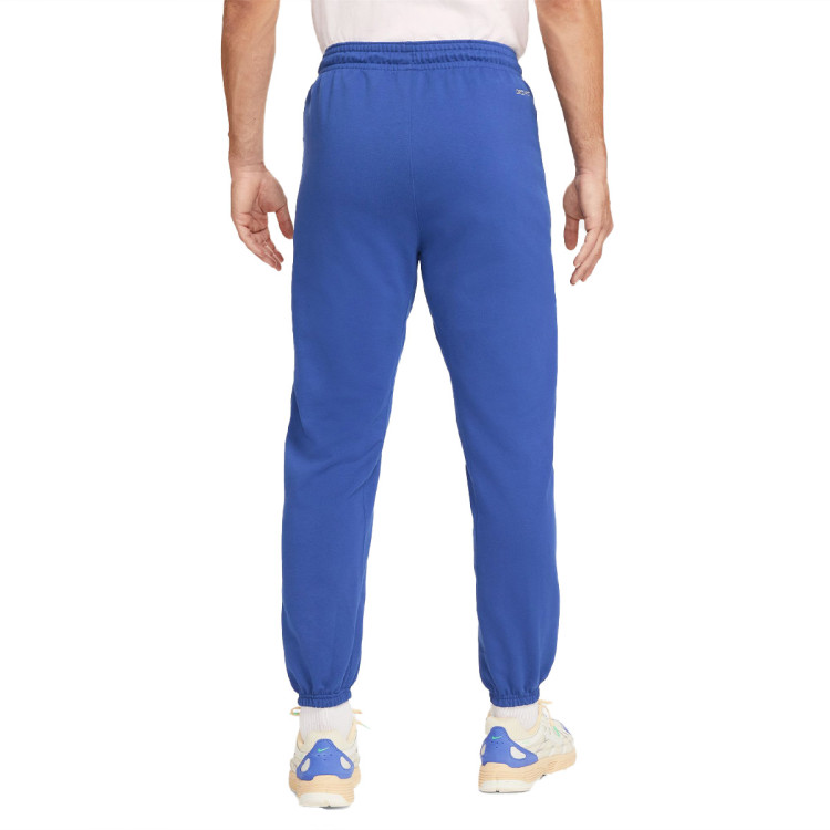 pantalon-largo-nike-chelsea-fc-fanswear-2023-2024-adulto-rush-blue-club-gold-1