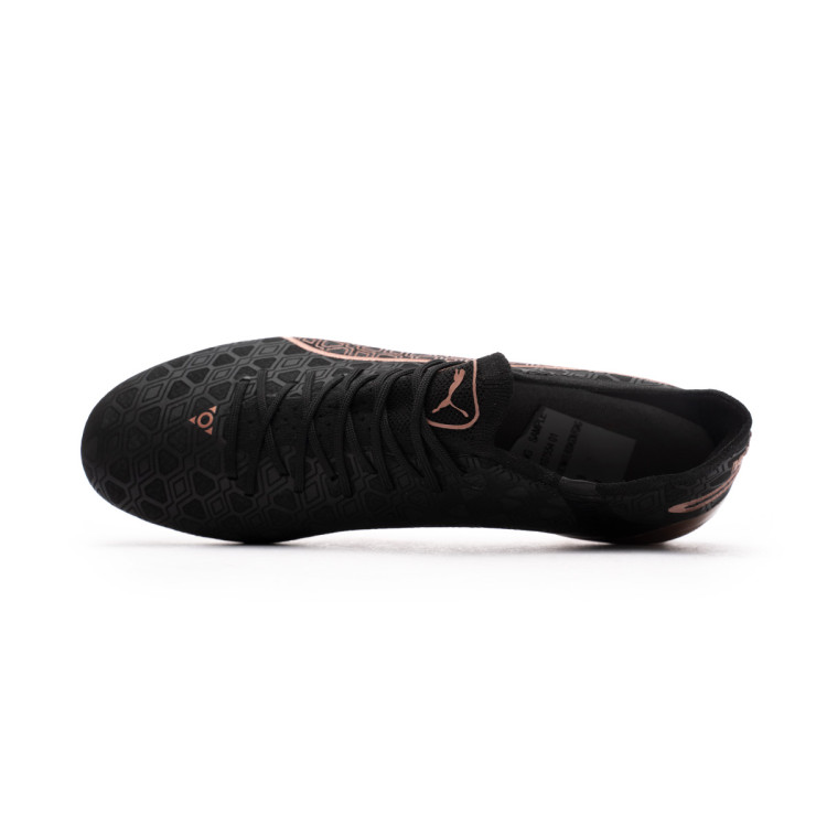bota-puma-king-ultimate-rudagon-fgag-black-white-gold-4.jpg