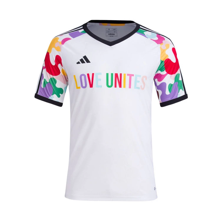 camiseta-adidas-tiro-pride-white-4