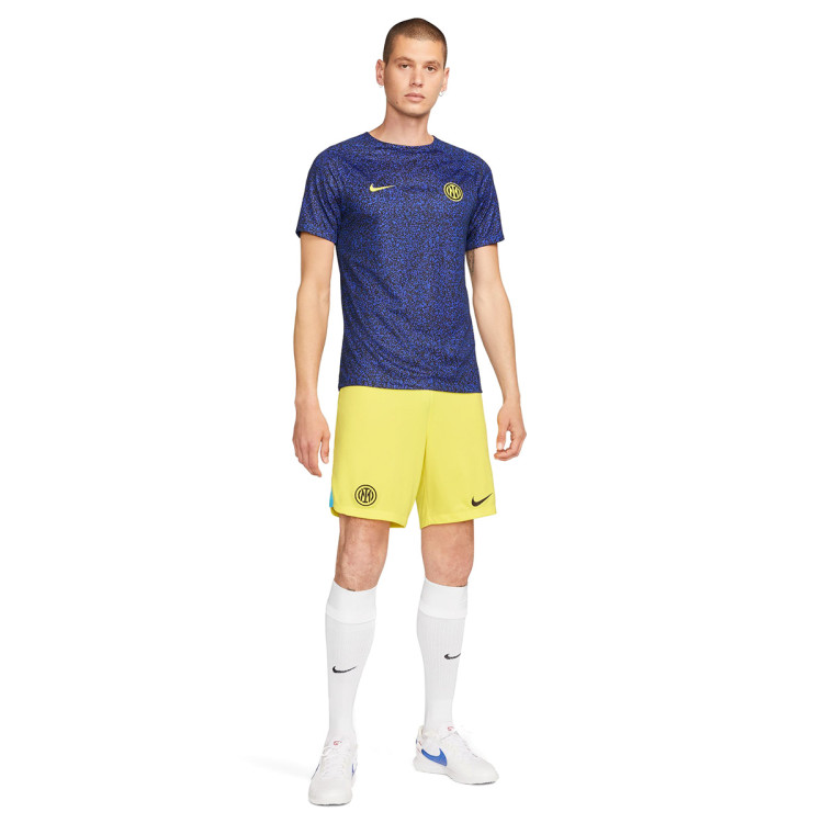 camiseta-nike-inter-milan-pre-match-2023-2024-lyon-blue-black-vibrant-yellow-3