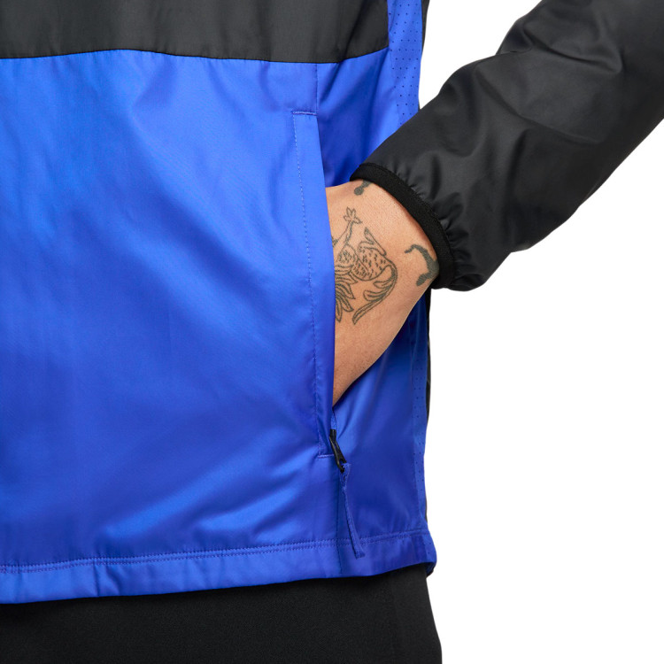 chaqueta-nike-inter-milan-fanswear-2023-2024-adulto-black-lyon-blue-vibrant-yellow-3