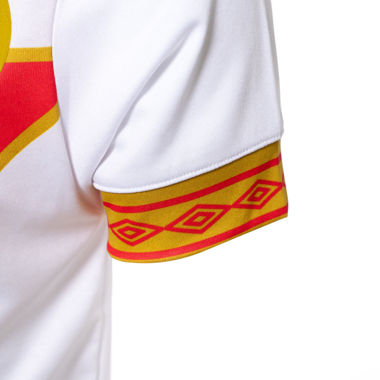 camiseta-umbro-rayo-vallecano-primera-equipacion-2023-2024-blanco-rojo-4