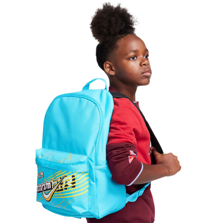 mochila-nike-signature-athl-km-nino-23-l-baltic-blue-black-4.jpg