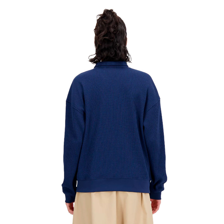 camiseta-new-balance-athletics-collared-mujer-dark-marine-1.jpg