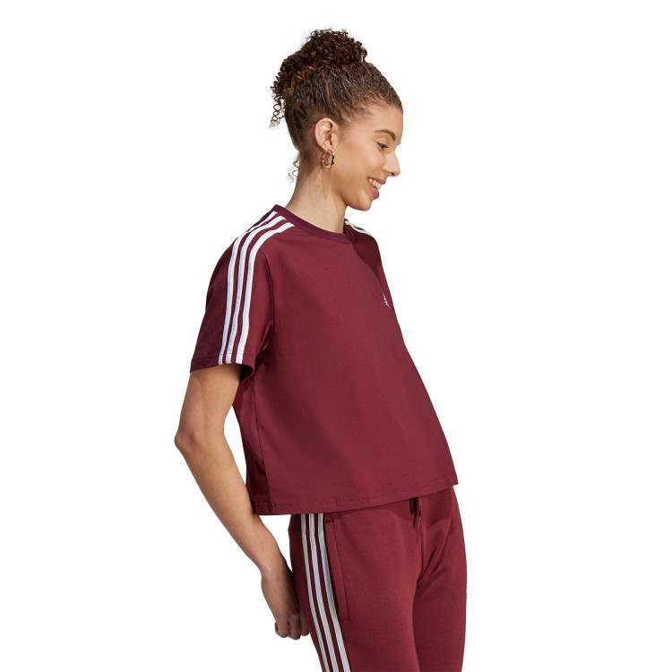 camiseta-adidas-3-stripes-mujer-shadow-red-white-2.jpg