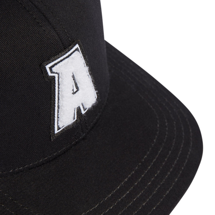 gorra-adidas-snapback-varsit-black-white-2.jpg