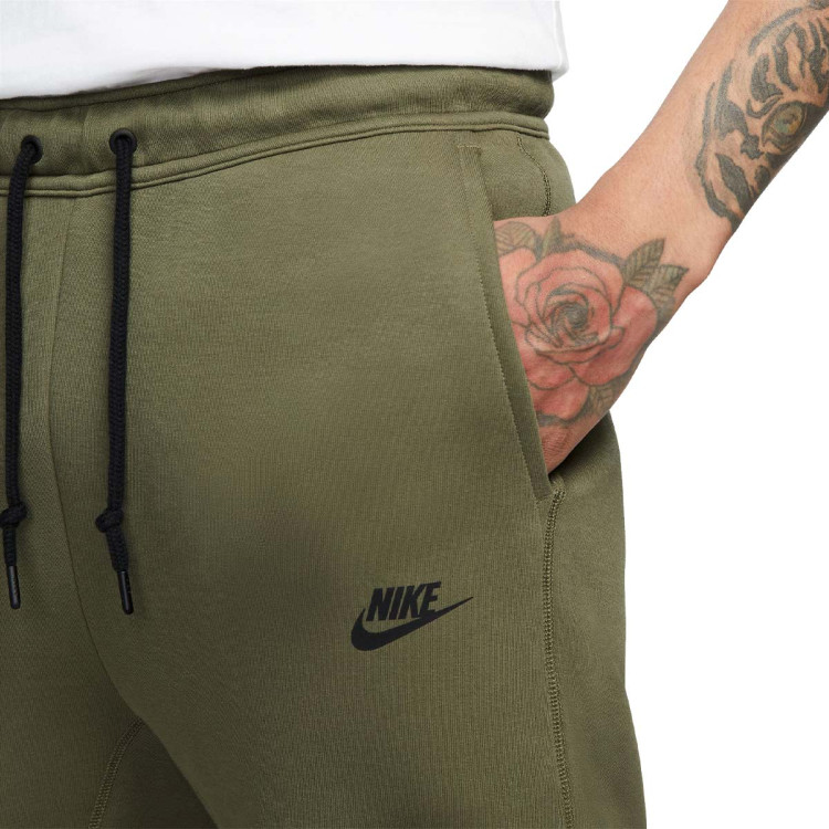 pantalon-largo-nike-sportswear-tech-fleece-jogger-medium-olive-black-2