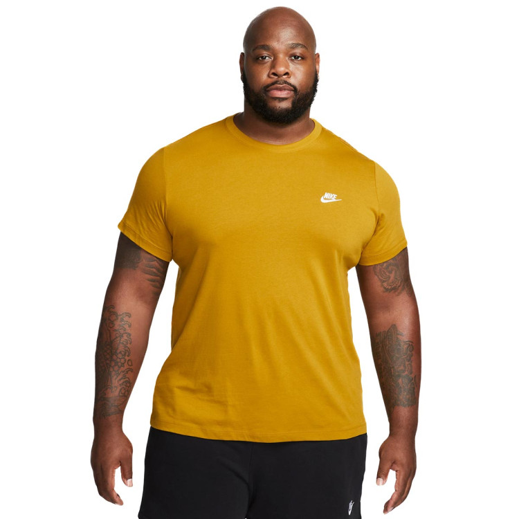 Nike Sportswear Club