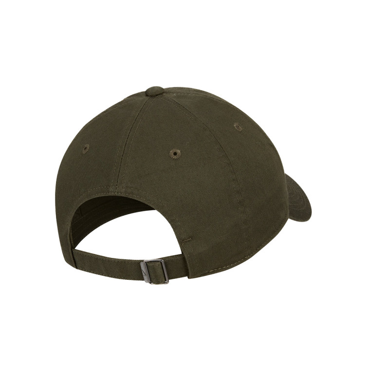 gorra-nike-club-cargo-khaki-white-1.jpg