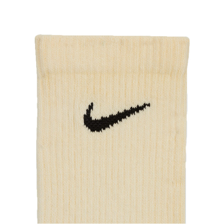 calcetines-nike-everyday-plus-cush-crew-honeydew-coconut-milkblack-coconut-milk-honey-3.jpg