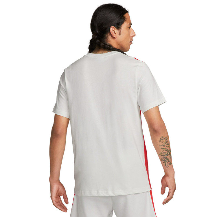 camiseta-nike-sportswear-swoosh-air-top-summit-white-crimson-summit-white-1.jpg
