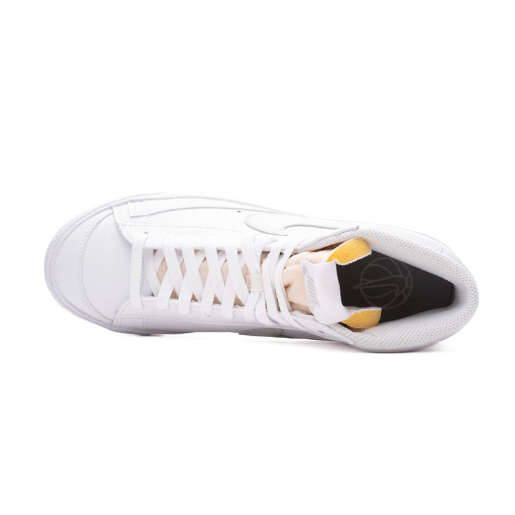 zapatilla-nike-blazer-mid-77-vintage-nas-blanco-4