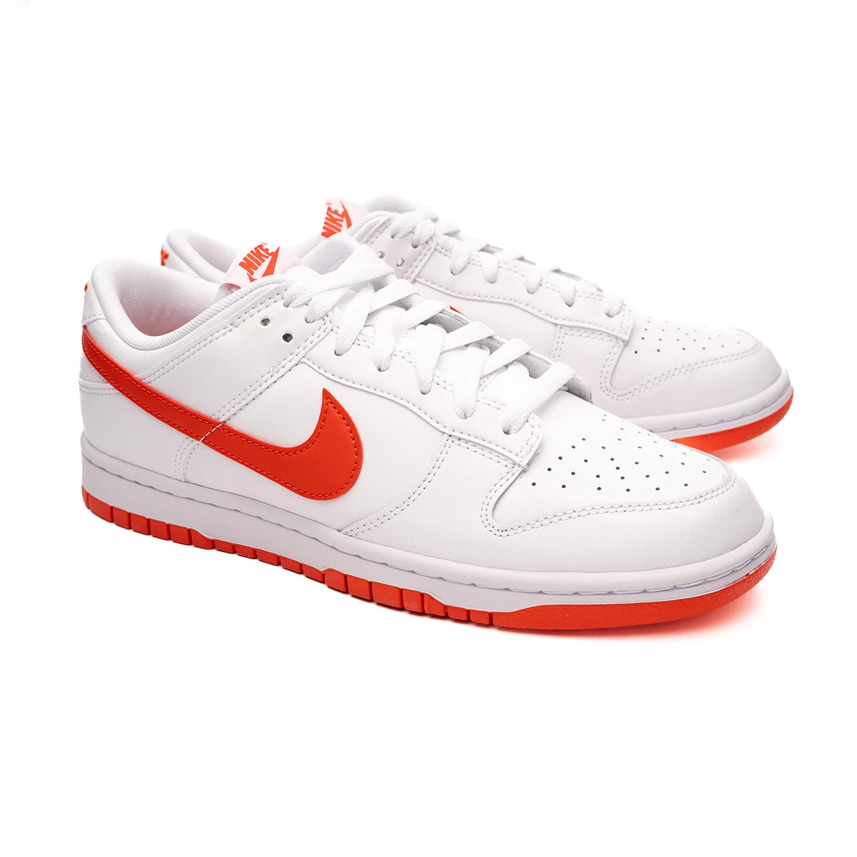 Trainers Nike Dunk Low Retro White Picante Red Futbol Emotion