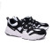 Tenis Nike Tech Hera