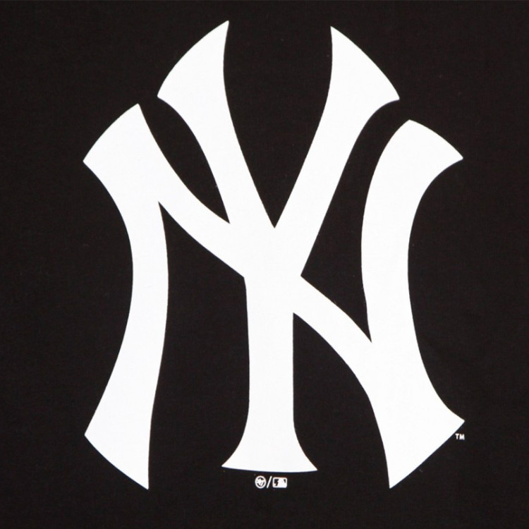 sudadera-47-brand-mlb-new-york-yankees-imprint-jet-black-3.jpg