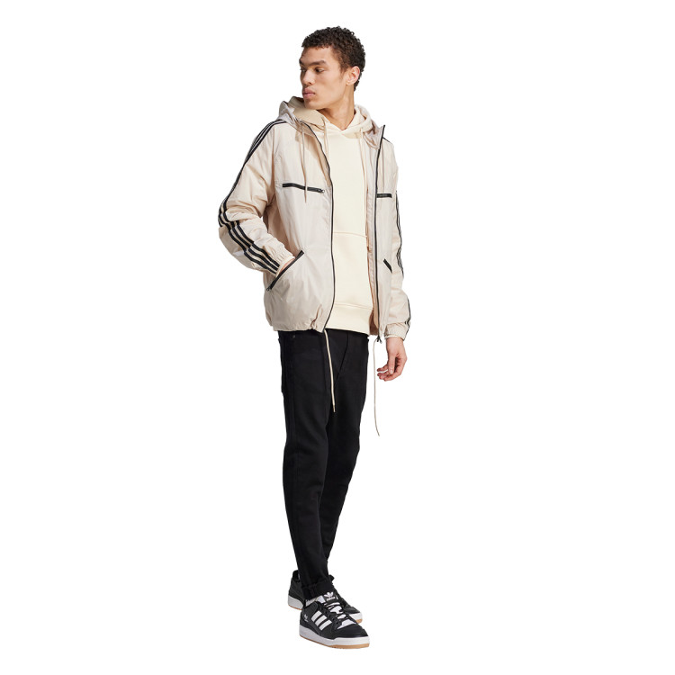 chaqueta-adidas-classics-windbreaker-wonder-beige-3.jpg