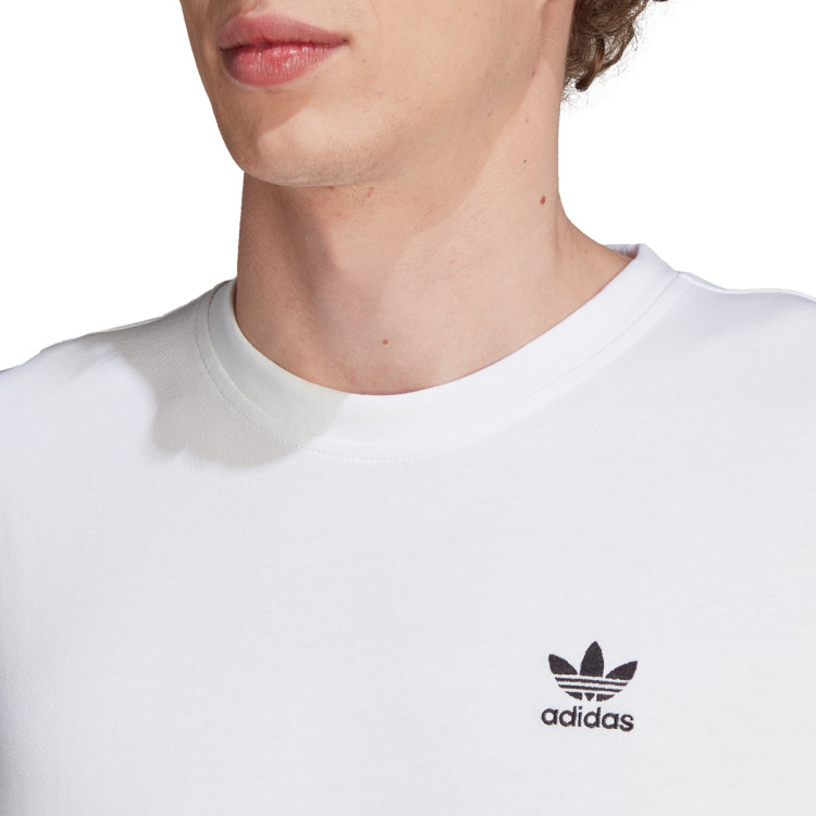 camiseta-adidas-back-and-front-trefoil-boxy-white-black-2