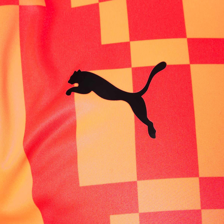 camiseta-puma-individualrise-graphic-fire-orchid-2