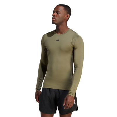 Tech-Fit Pullover