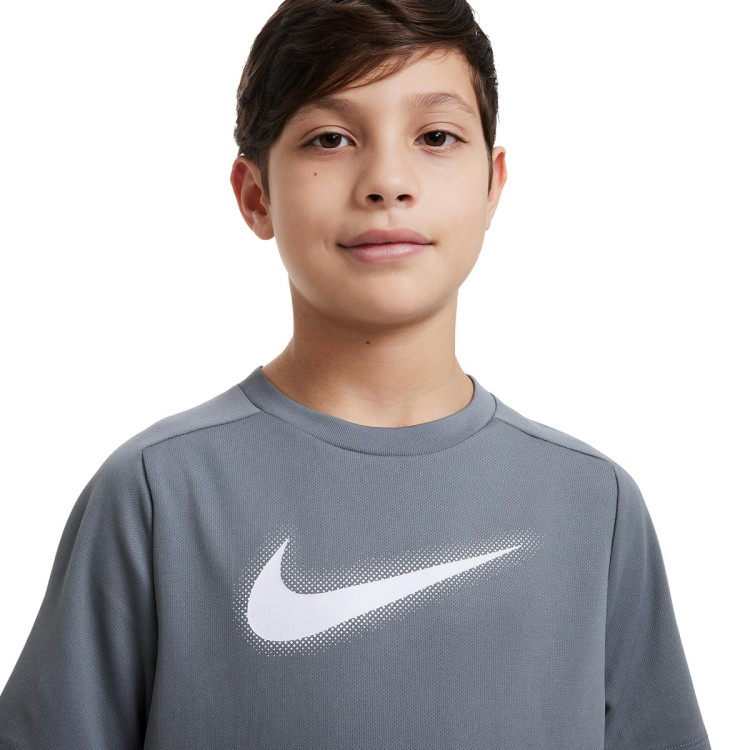 camiseta-nike-dri-fit-multi-nino-smoke-grey-white-2.jpg