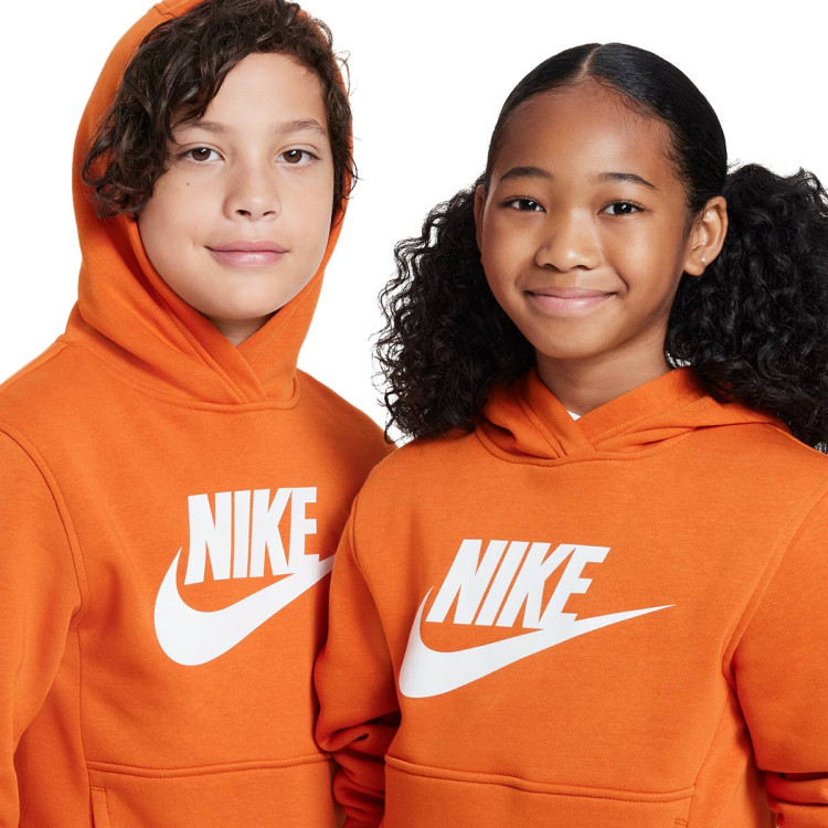sudadera-nike-sportswear-club-fleece-hbr-nino-campfire-orange-white-2.jpg