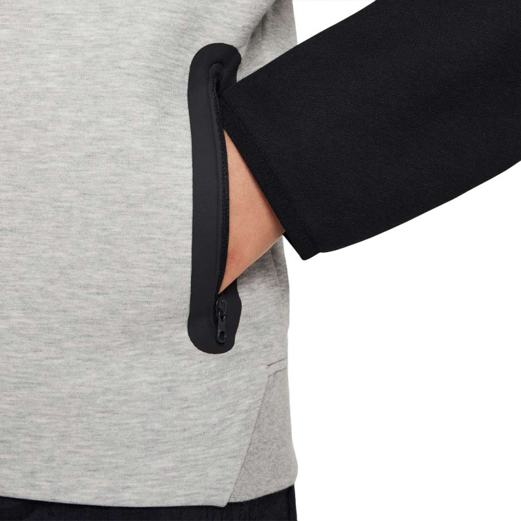 chaqueta-nike-sportswear-tech-fleece-nino-grey-heather-black-black-white-3.jpg