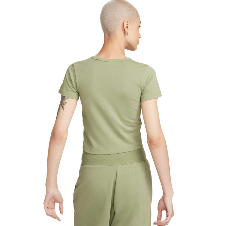 camiseta-nike-sportswear-esstl-thrmr-classic-puffer-mujer-oil-green-1.jpg