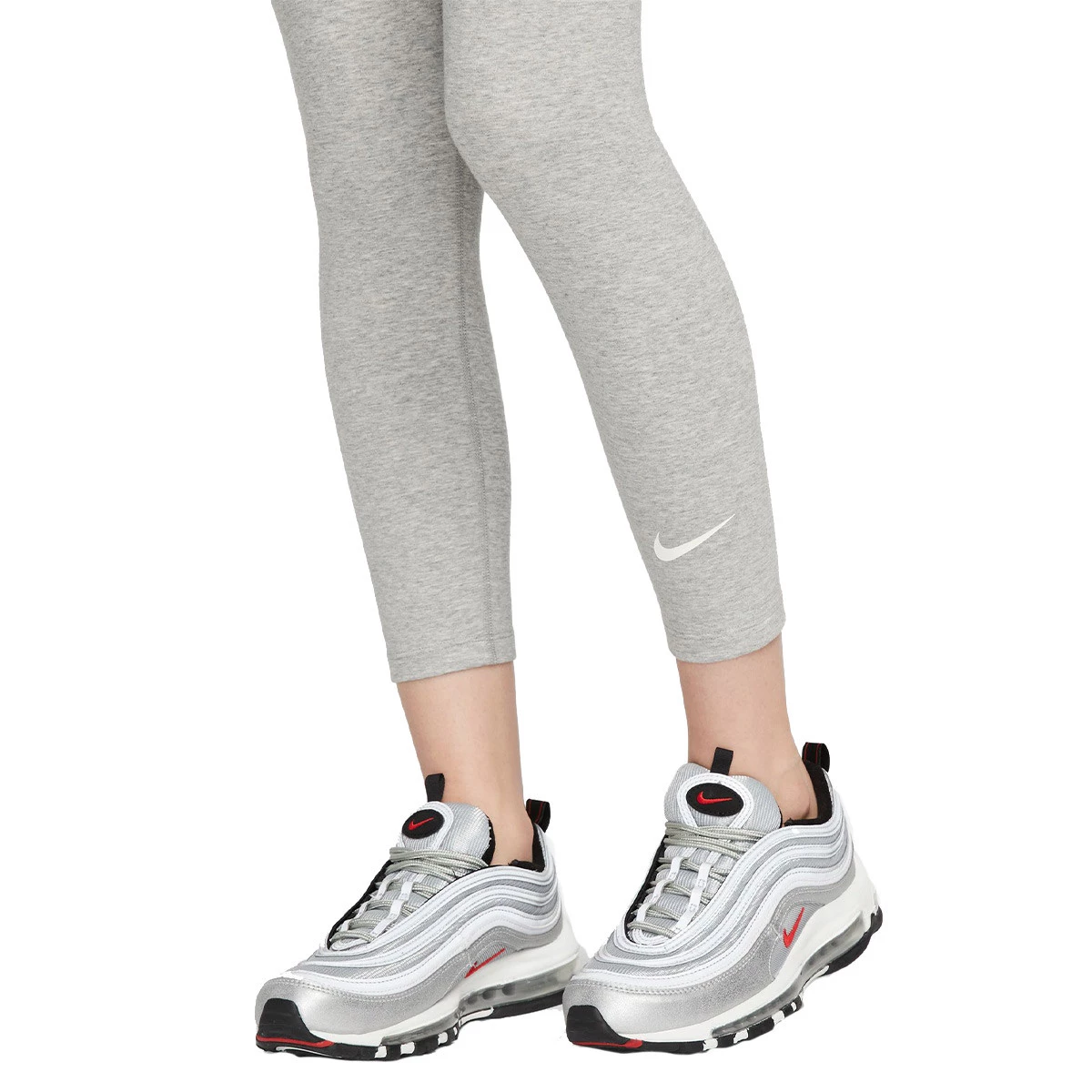 https://www.futbolemotion.com/imagesarticulos/203881/grandes/malla-nike-club-pk-mujer-grey-heather-sail-3.webp