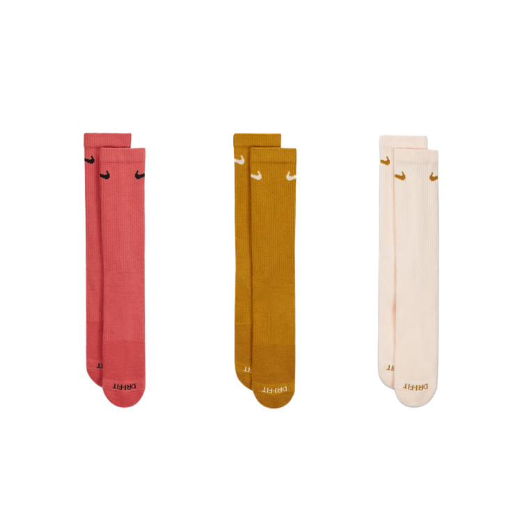 calcetines-nike-everyday-plus-cushioned-adobeuniversity-red-bronzine-guava-ice-1.jpg