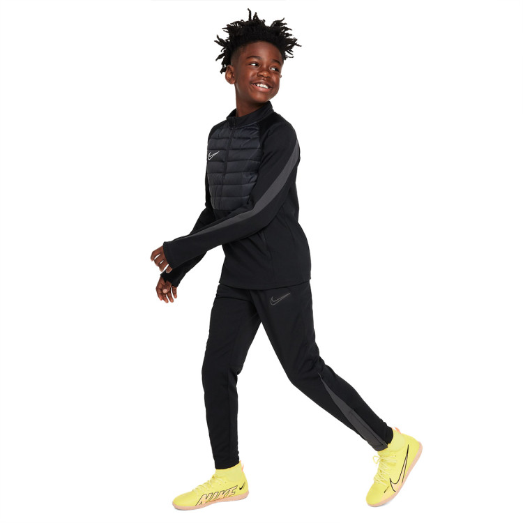 pantalon-largo-nike-therma-fit-academy-winter-warrior-nino-black-anthracite-reflective-silver-4.jpg