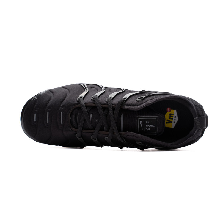 zapatilla-nike-air-vapormax-plus-negro-4.jpg